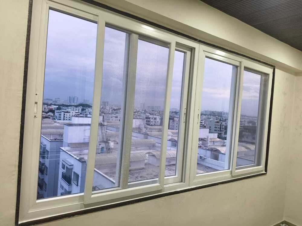 White Upvc Sliding Window - Frame Thickness: 2.5 Mm