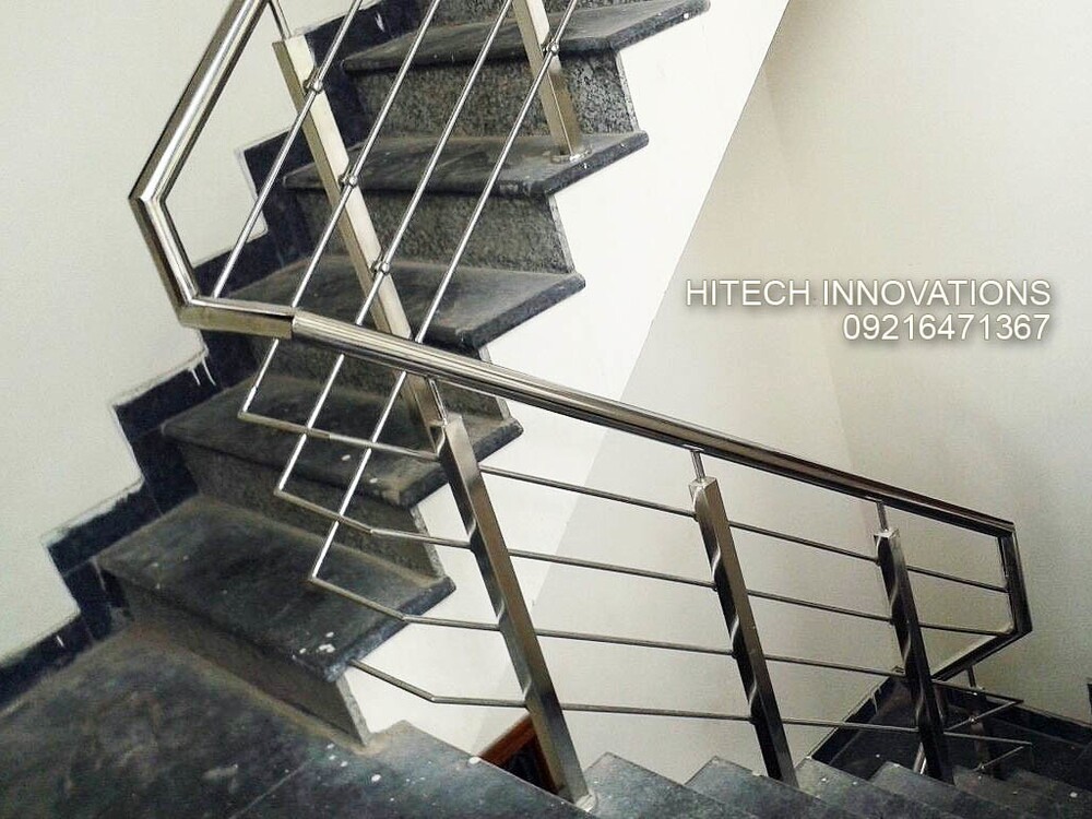 Stainless Steel Staircase Railing