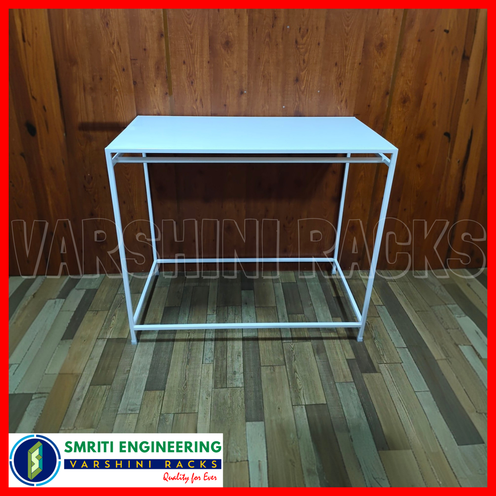 Garment Table