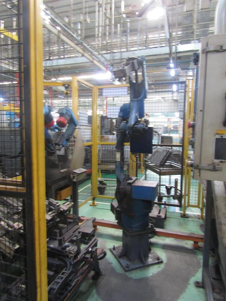 Used Moto Man MH12 Part Handling Robot