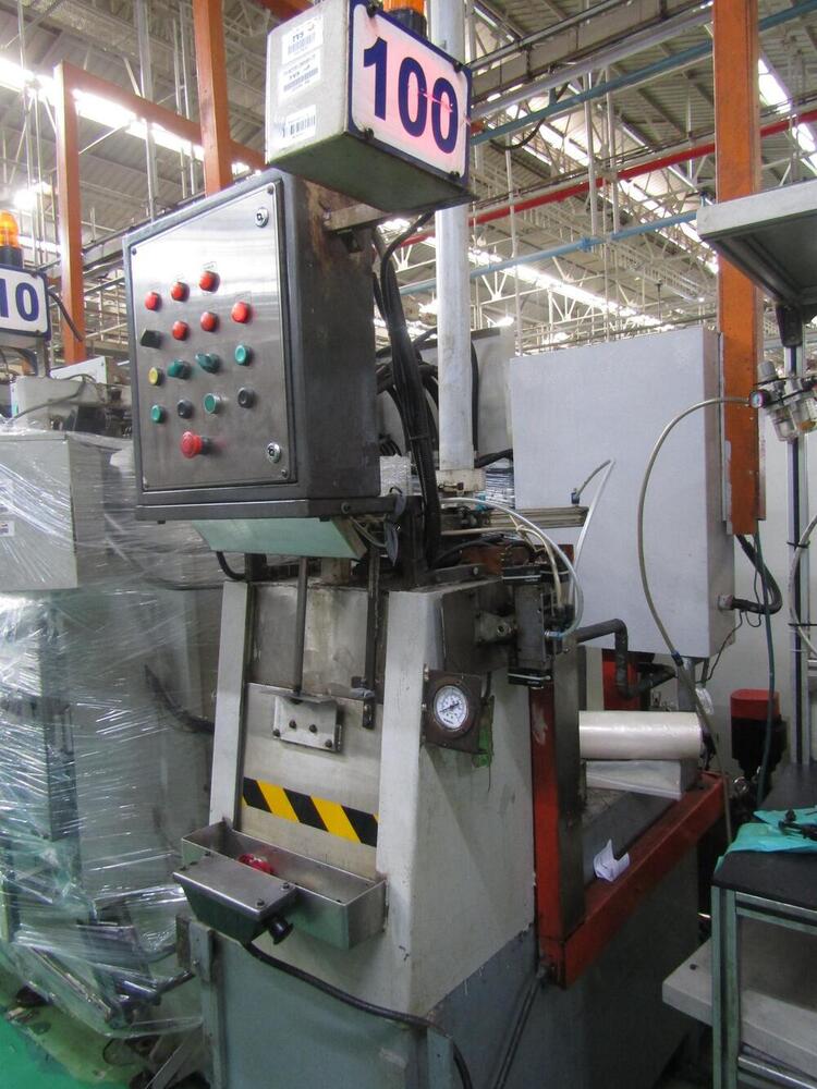 Used Intermediate Washing Machine - Capacity: Varies