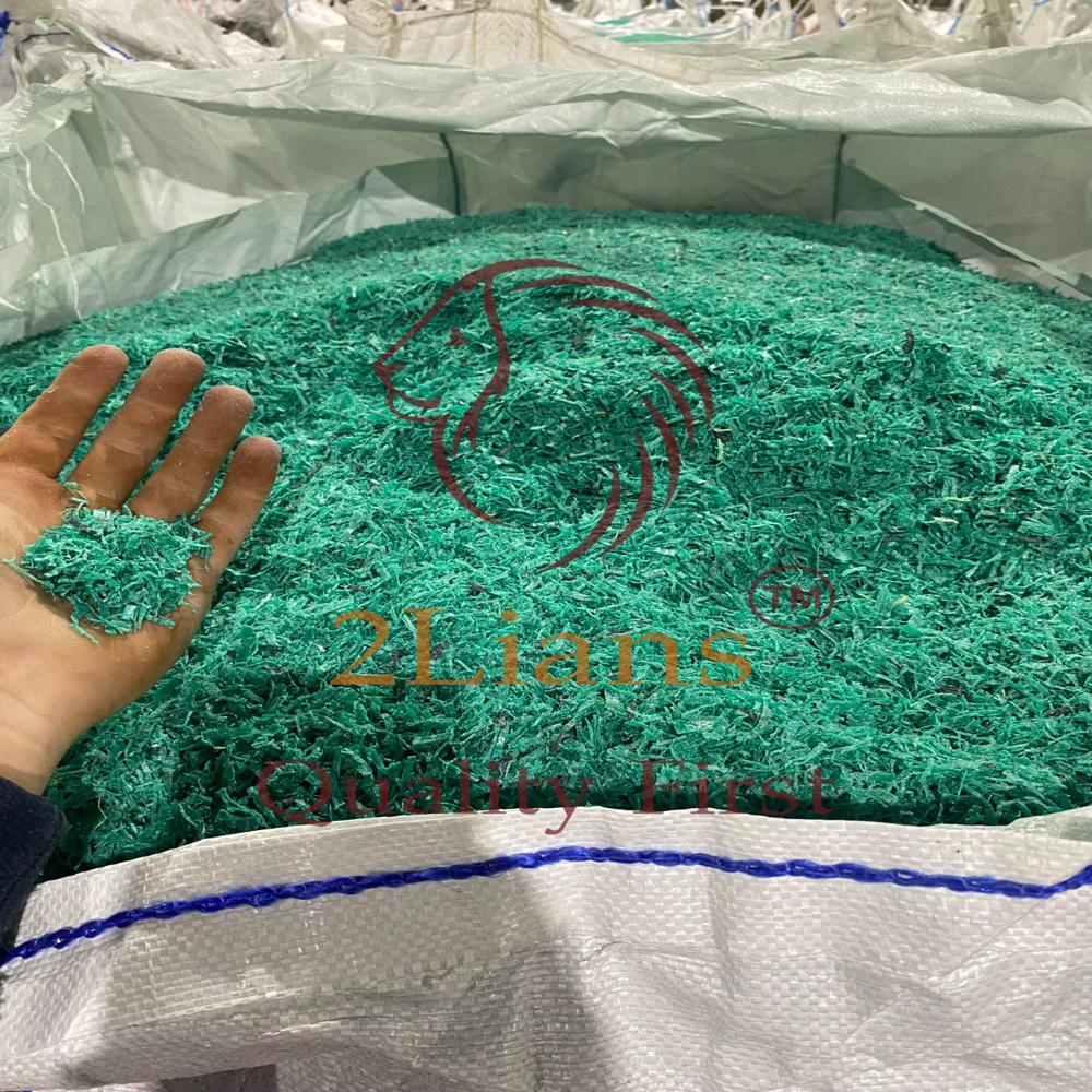 PET strappings regrind green