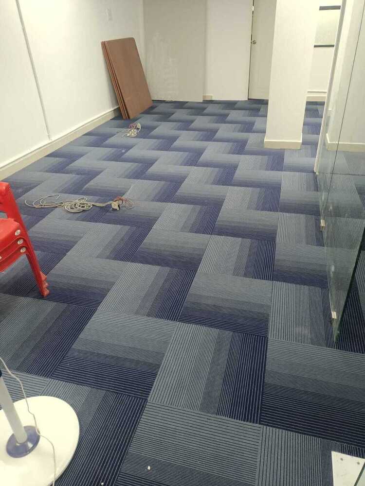 Carpets Flooring Tile and Roll Type