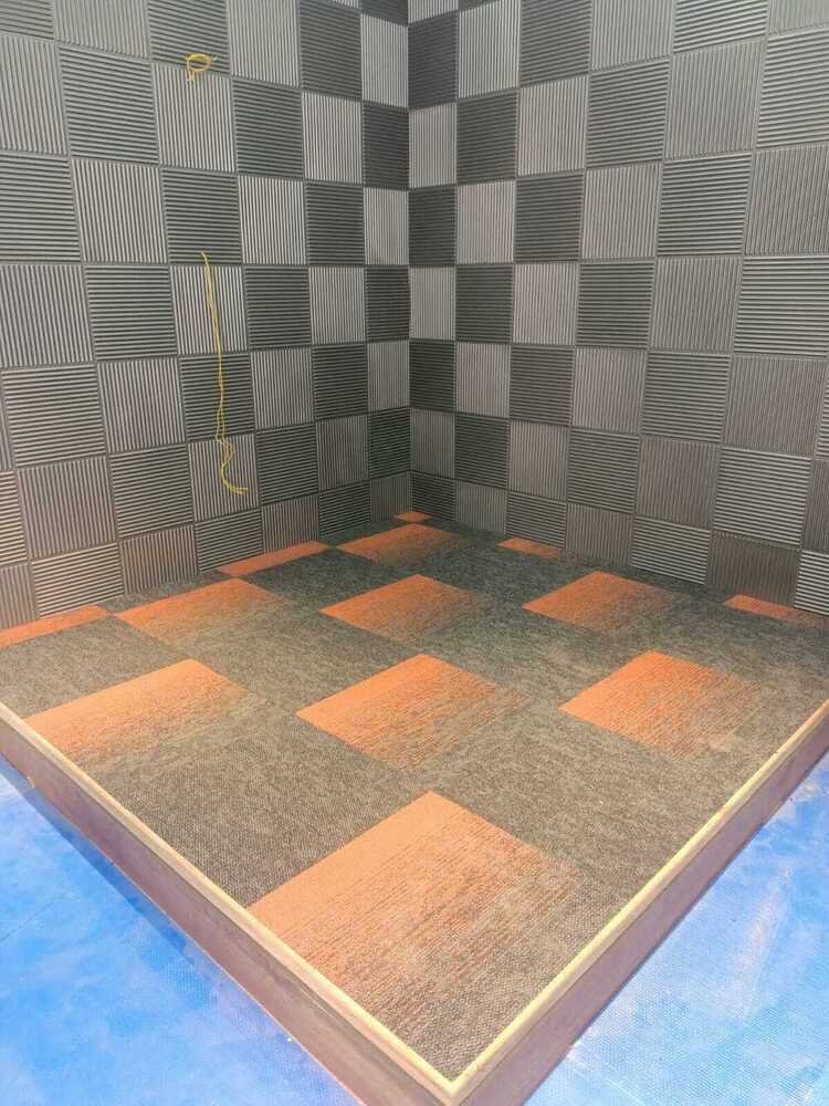 Carpets Flooring Tile And Roll Type