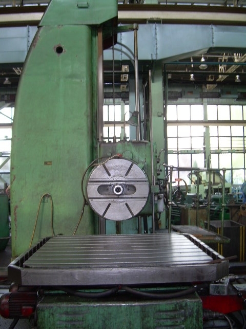 Floor Type Borer Machine