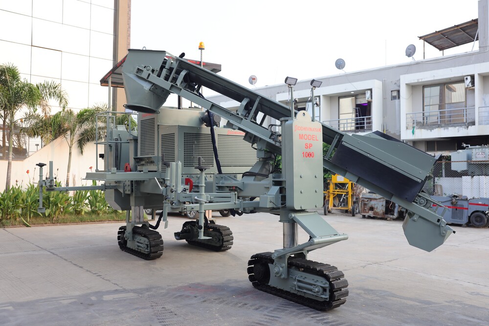 Sp 1000 Offset Slipform Paver - Application: Road And Highway Construction