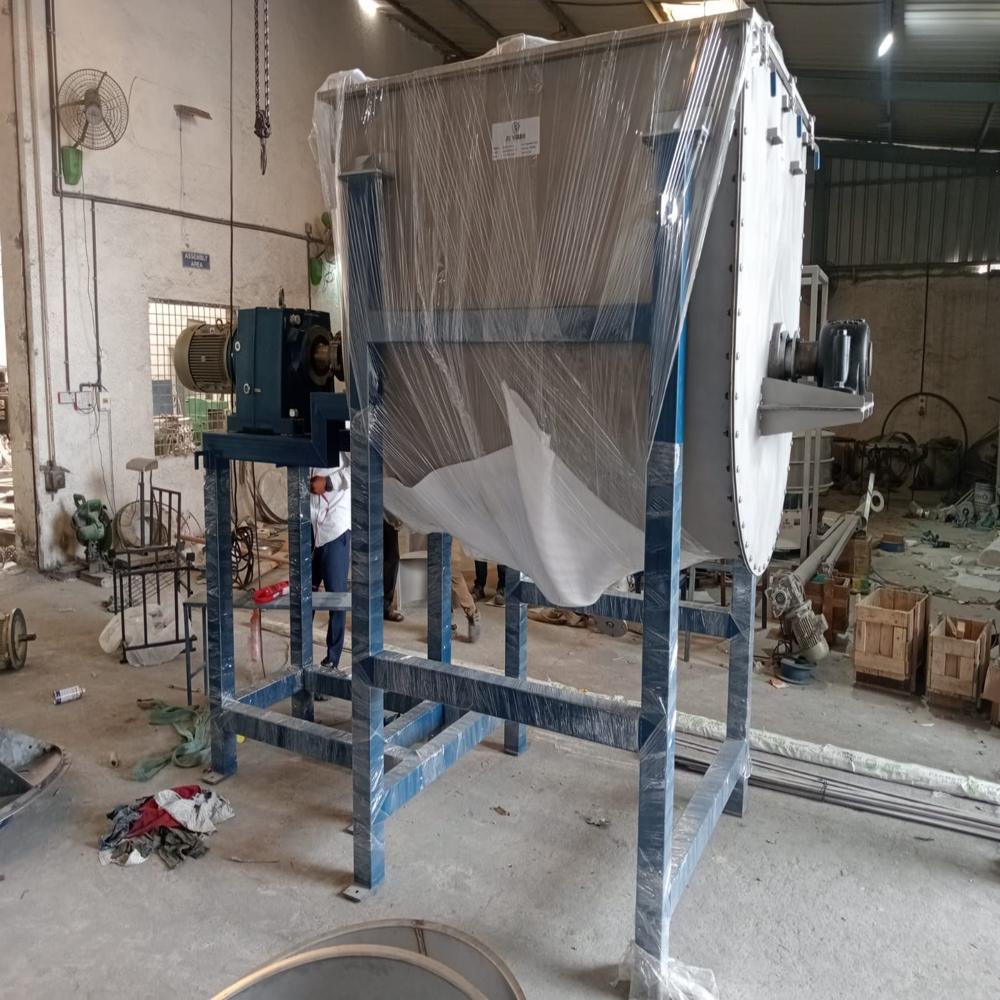 Ribbon Blender For Food Processing Industry - Capacity: 100-1000 Litres Ltr