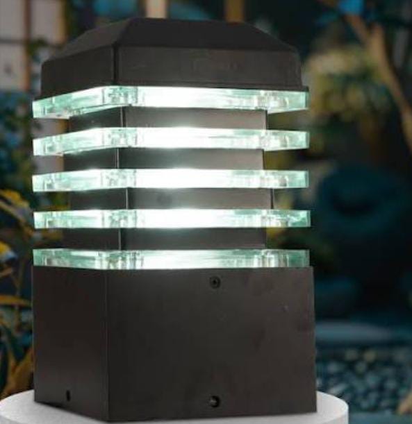 Outdoor Gate Light