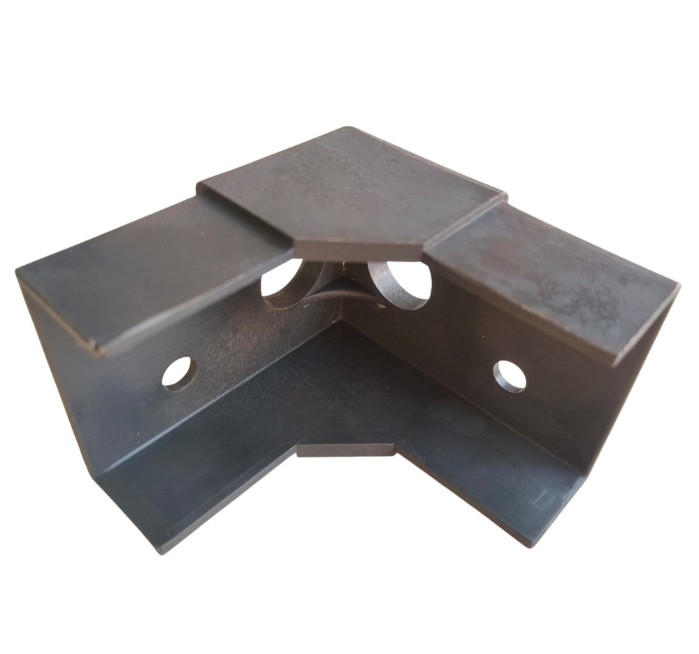 Plastic Skid Corner
