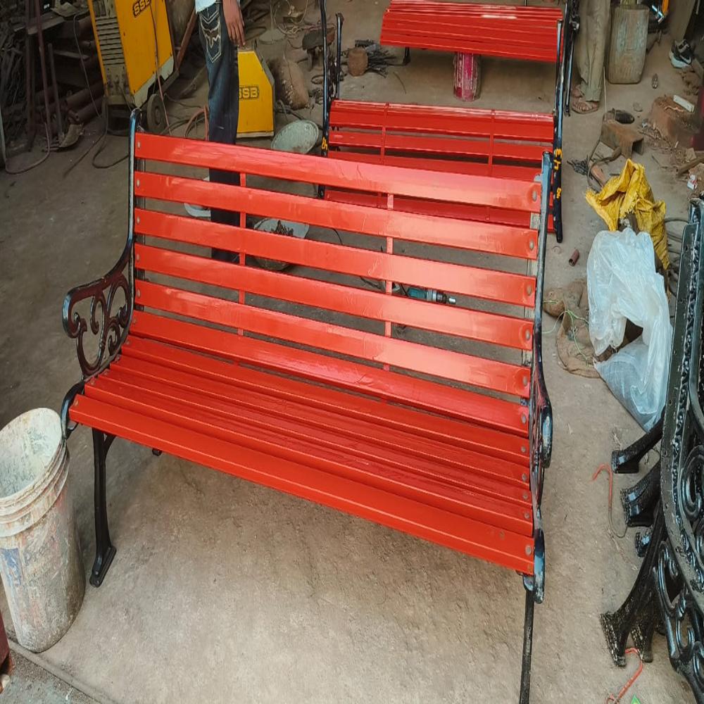 Cast Iron Bench - Application: Outdoor Use