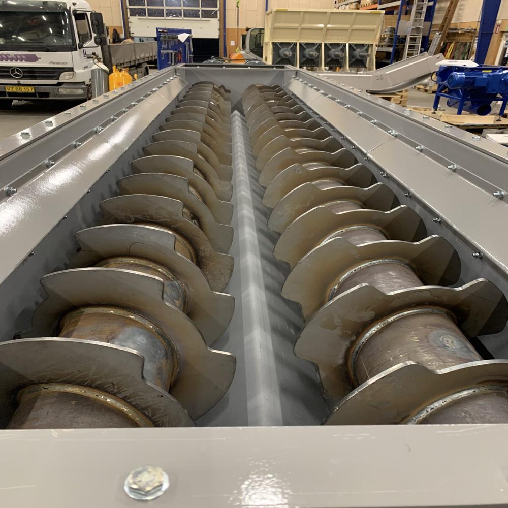 Screw Conveyor - Color: Silver