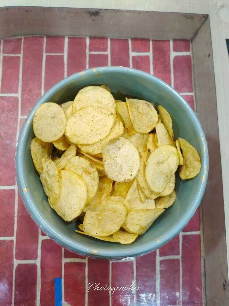 Salted Aalu Chips