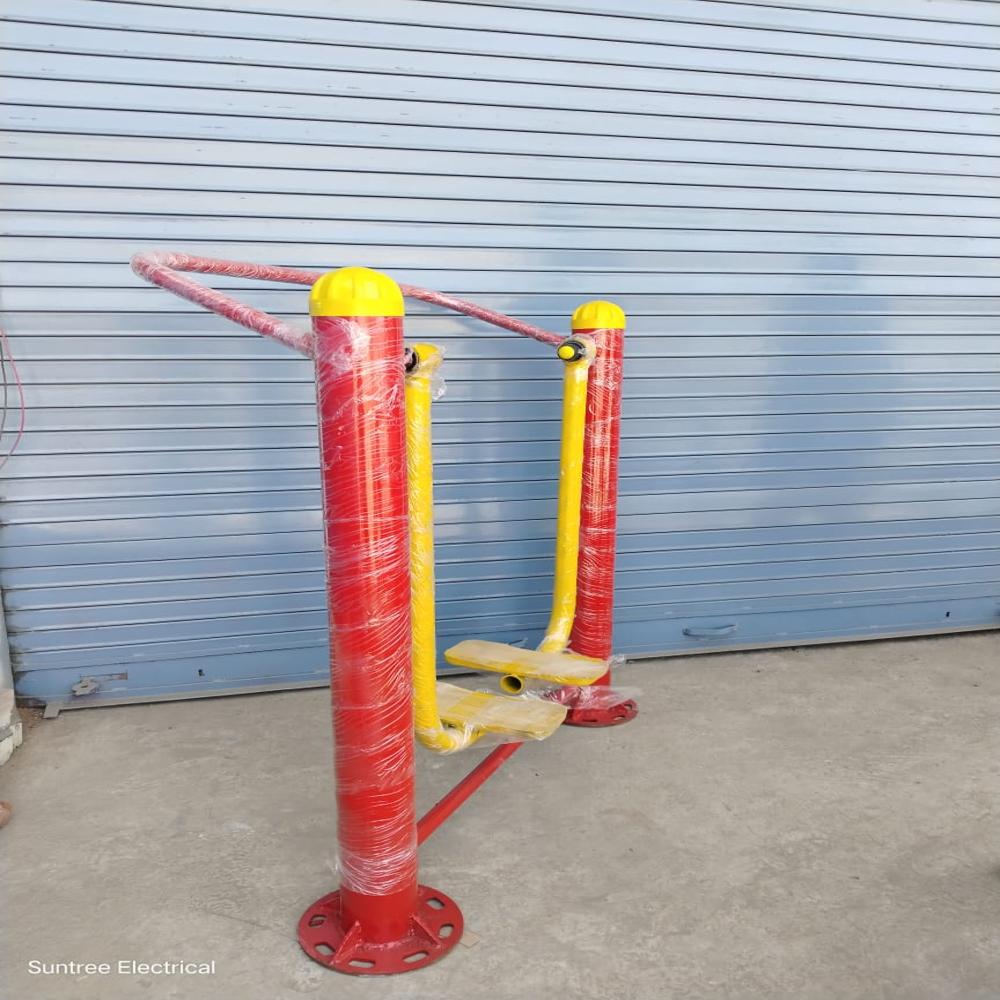 Air Walker outdoor gym
