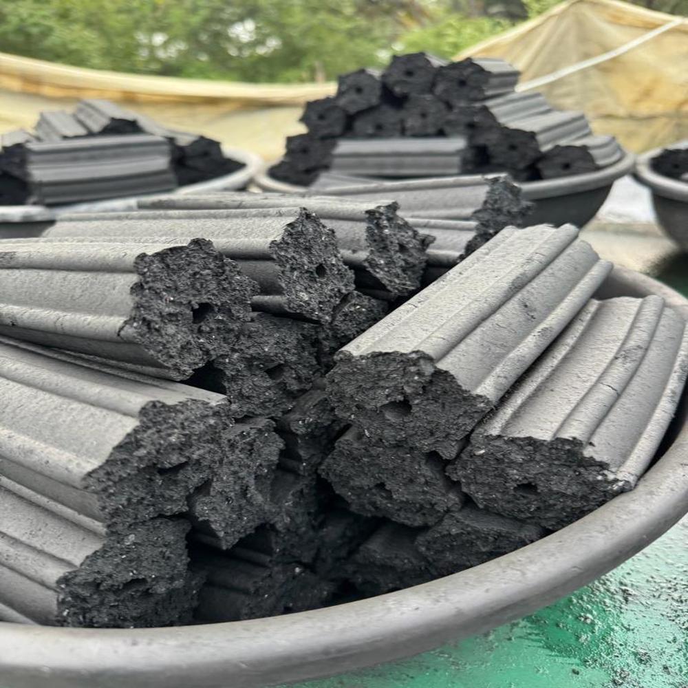 Coconut Shell Charcoal Barbeque Briquettes