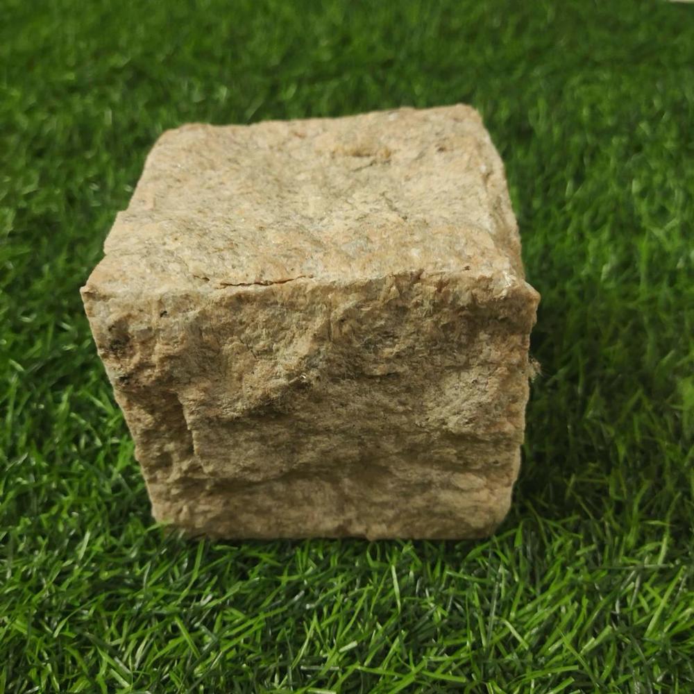 Yellow Natural Handtrimmed Cobblestone