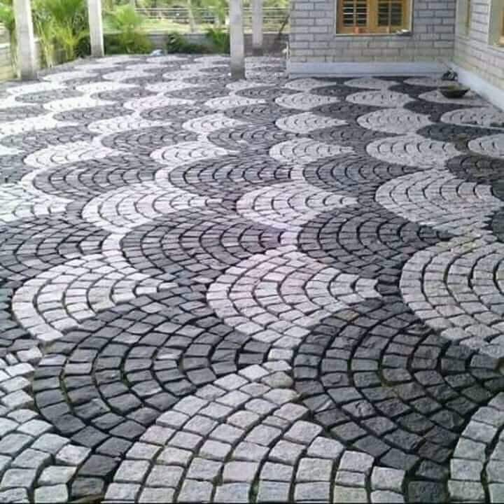 Natural Handtrimmed Cobblestone WIth Laying