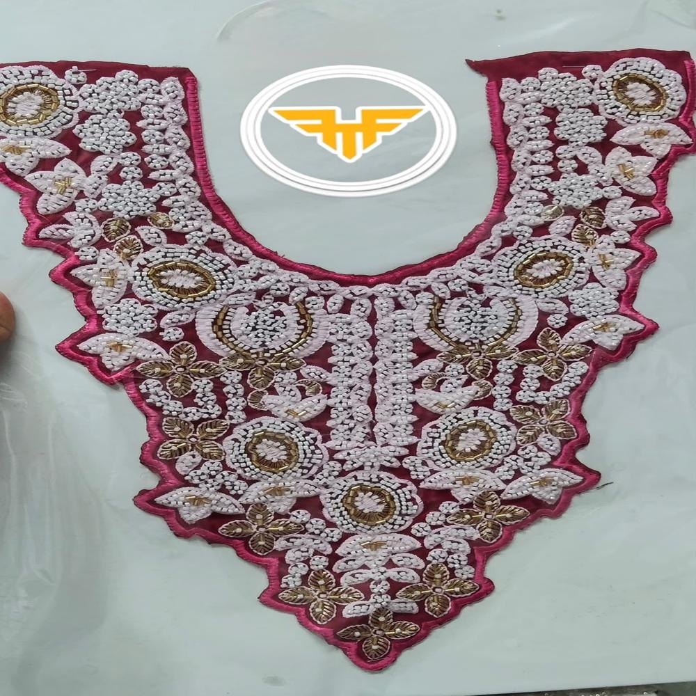 Cutdana neck patch