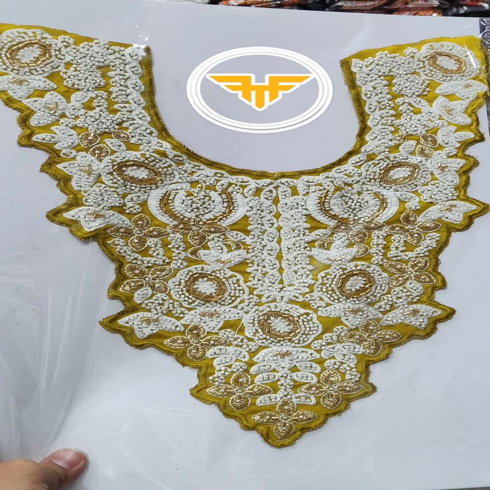 Cutdana neck patch