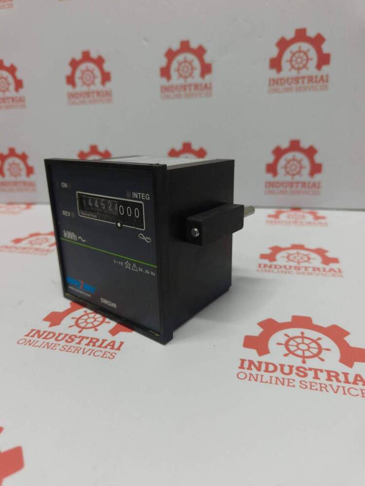 SCHNEIDER DM-5240 Industrial-Grade Electronic Digital Energy Meter