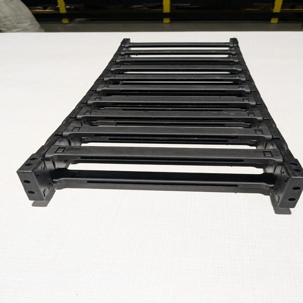 Cable Management Chain