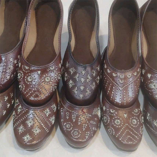 Ladies Routine Jutti