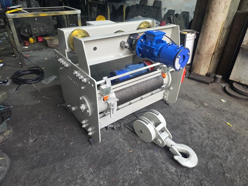 Geared Wire Rope Hoist