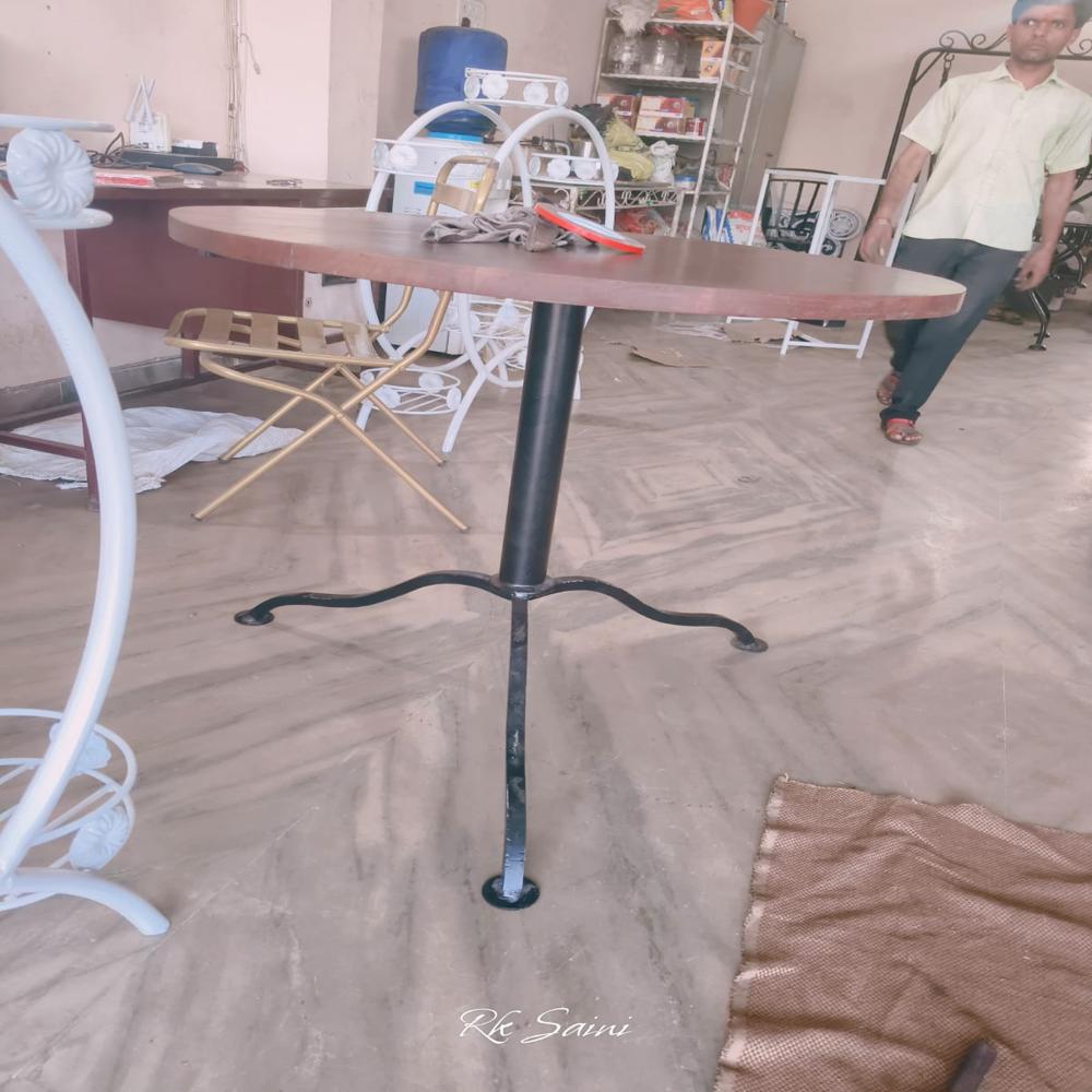 Iron Round Table