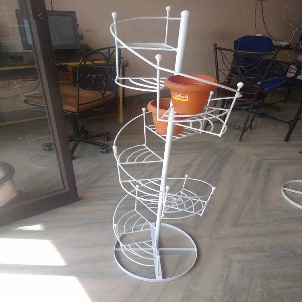 Designer Pot Stand