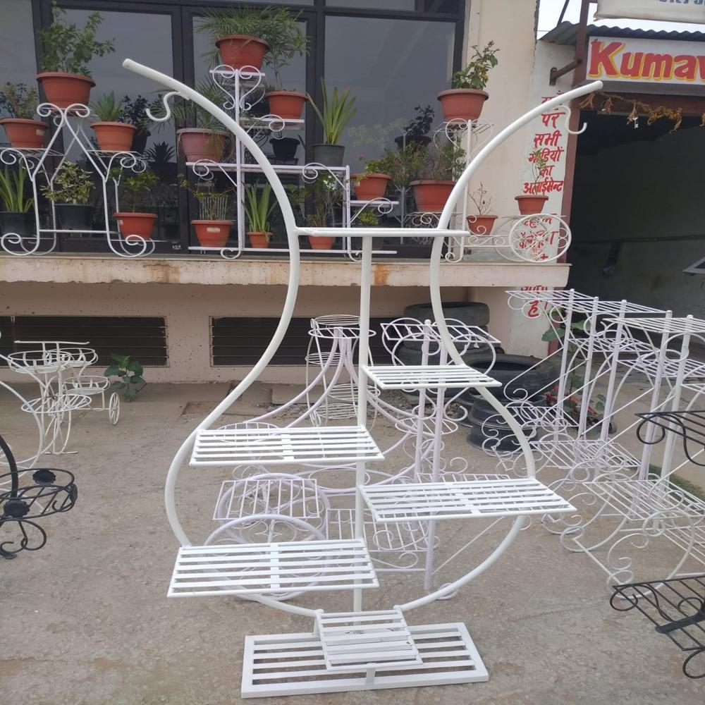 Iron Pot Stand