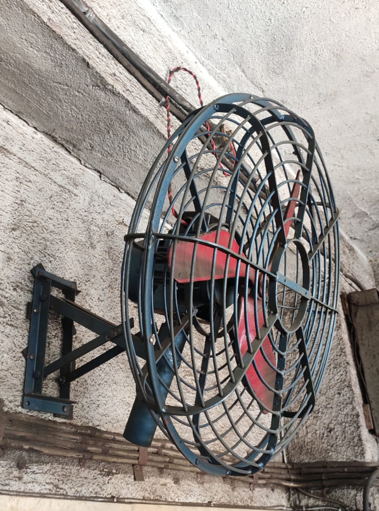 24 Inch Wall Mounted Fan