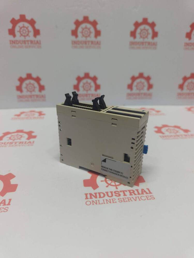 IDEC  FC4A-T32S3 32-Point Transistor Sink (NPN)