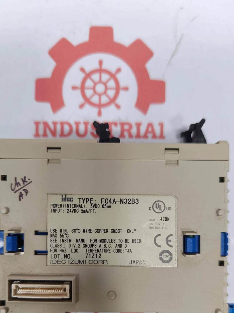 IDEC FC4A-N32B3 32-Point Digital DC Input Expansion Module
