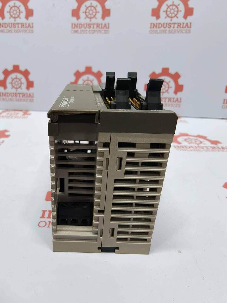 IDEC FC5A-D32S3 24V DC CPU Module