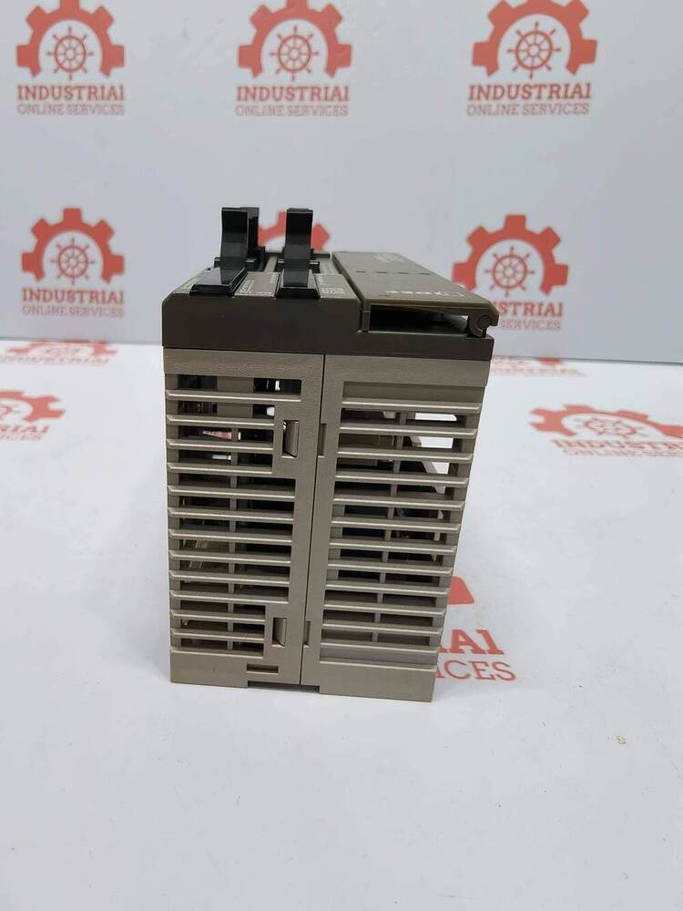 IDEC FC5A-D32S3 24V DC CPU Module