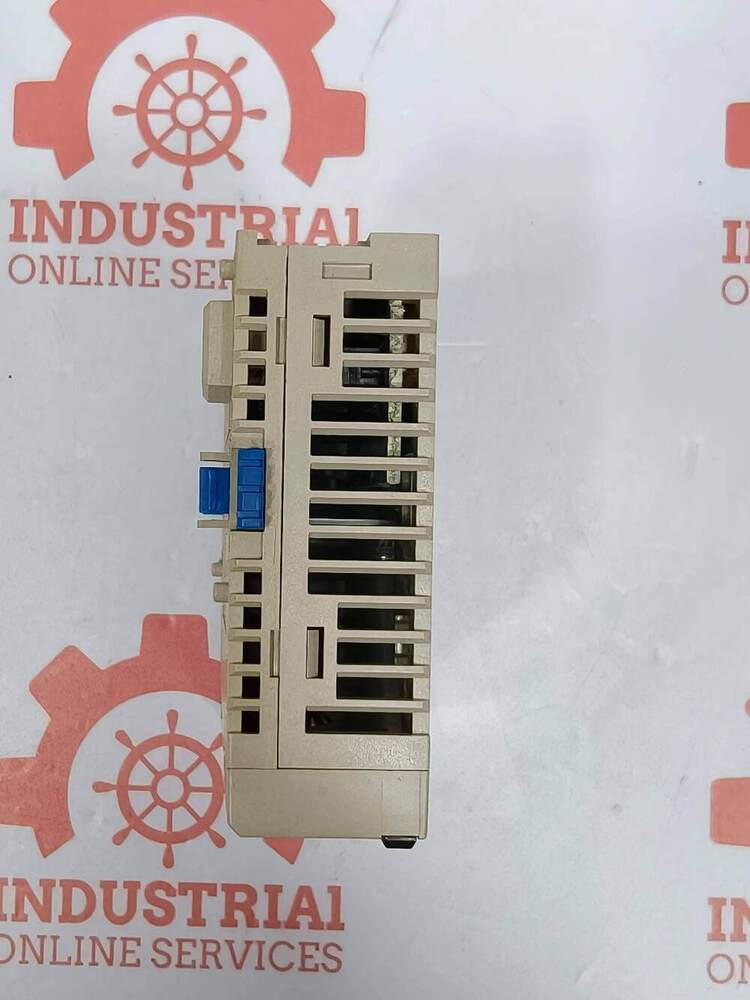 IDEC FC4A-N08B1 8-Point Digital Input Expansion Module