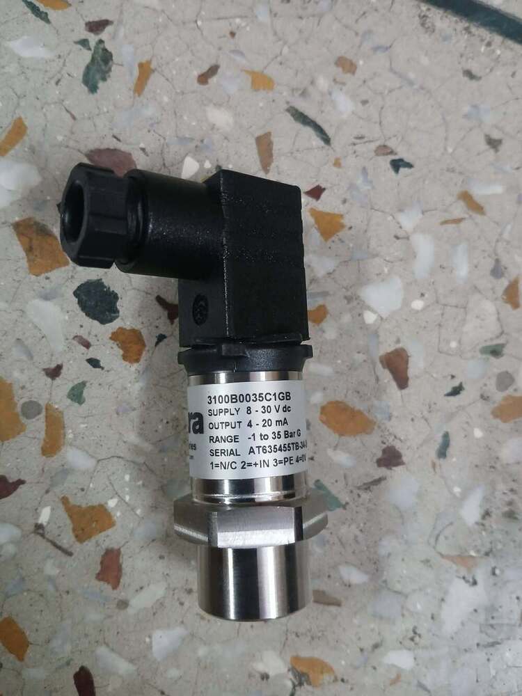 SETRA Pressure Transmitter Part No 3100B0035C1GB Range -1 TO -35 Bar