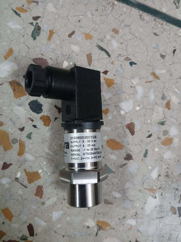 SETRA Pressure Transmitter Part No 3100B0035C1GB Range -1 TO -35 Bar