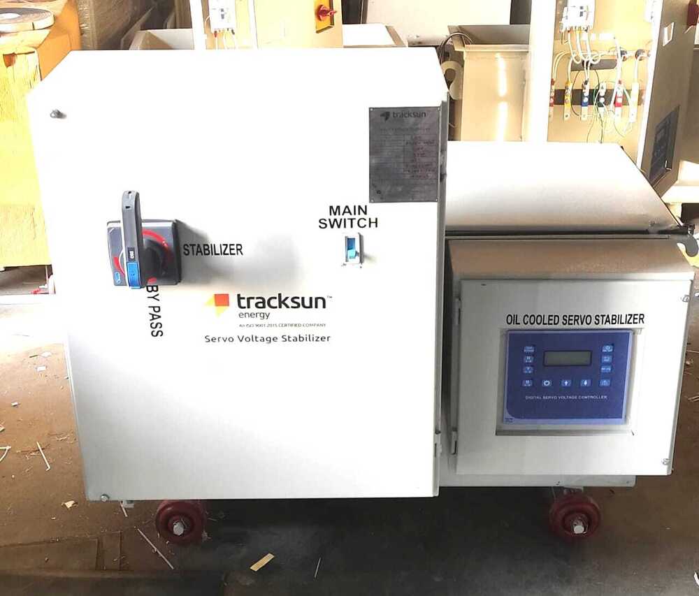 600 KVA Oil Cooled Servo Voltage Stabilizer with by pass switch