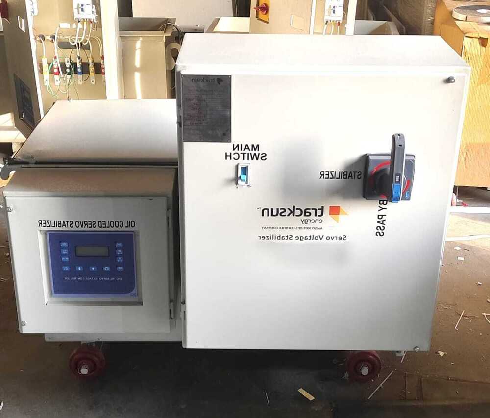 600 KVA Oil Cooled Servo Voltage Stabilizer with by pass switch
