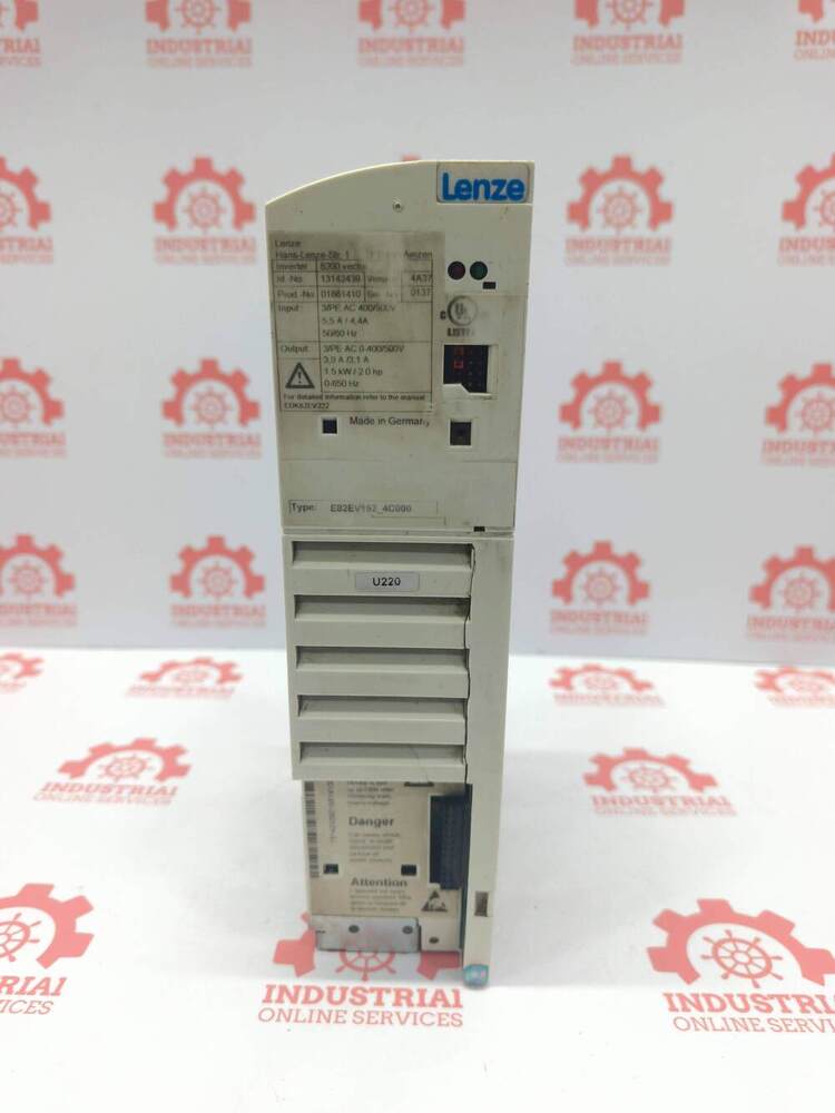 LENZE E82EV152-4C000 1.5 kW (2.0 HP) Vector Frequency Inverter / AC Drive