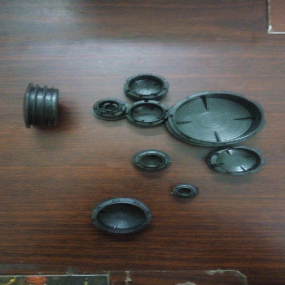 Plastic Plug