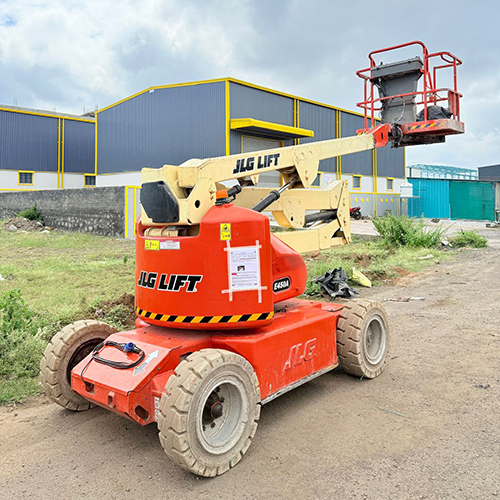 JLG E450A Boom Lift
