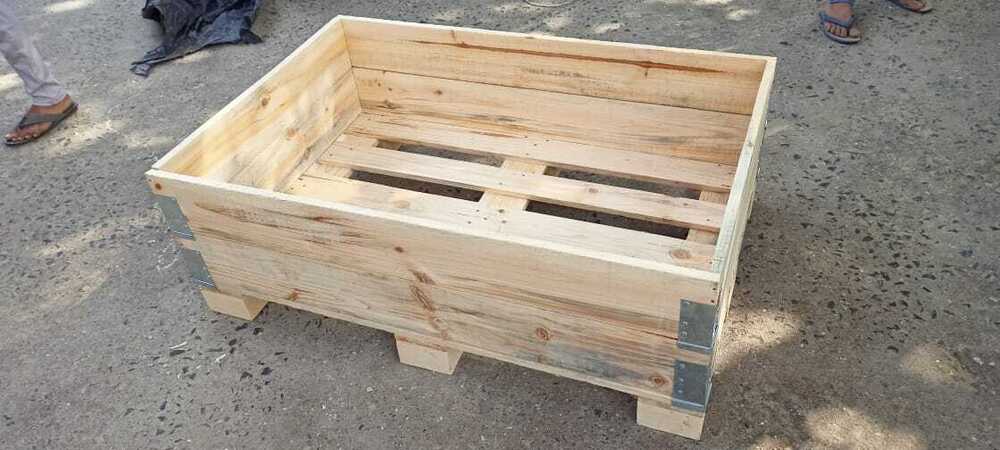 Wooden Pallet Collar Box