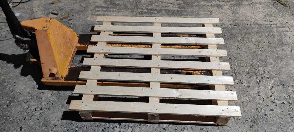 Two Way Pinewood Packaging Pallet