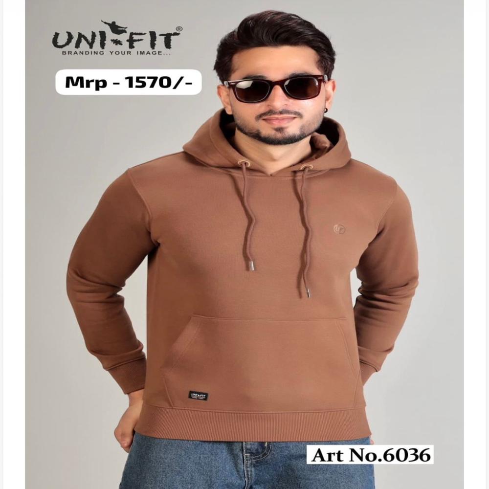 sweatshirt with cap