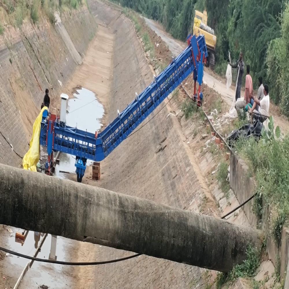 concrete canal finisher paver machine