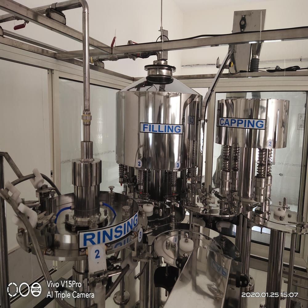 mineral water filling machine