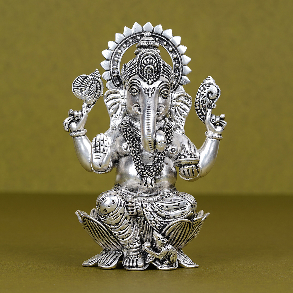 Ganpati Statue