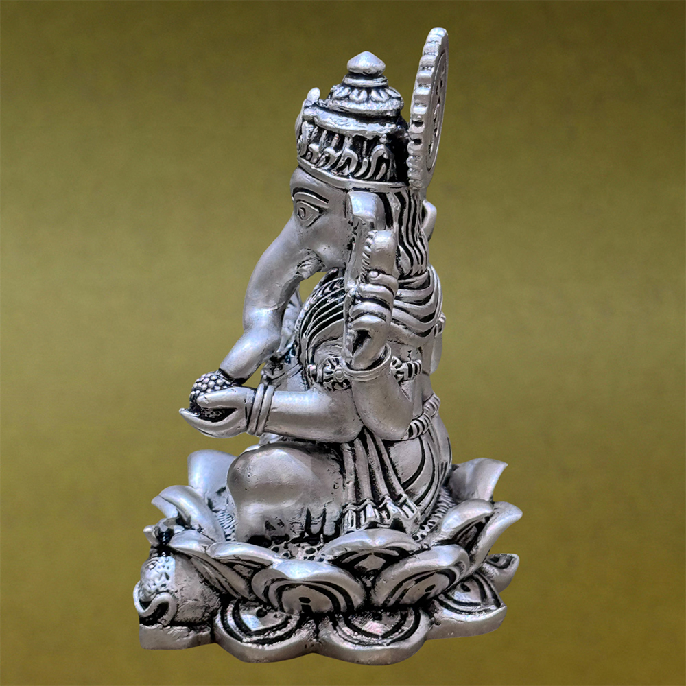 Ganesha Statue