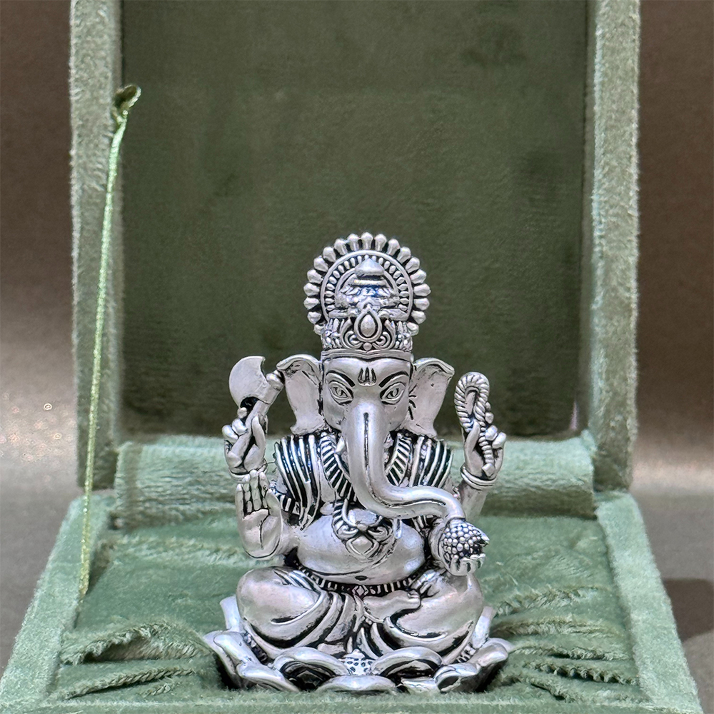 Ganesha Statue